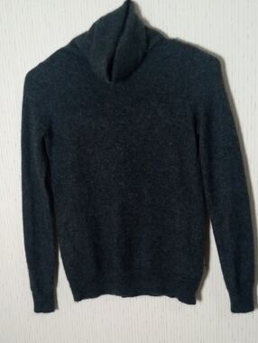 Saks Fifth Avenue Women's Charcoal Turtleneck Sweater, Cashmere, Minimalist